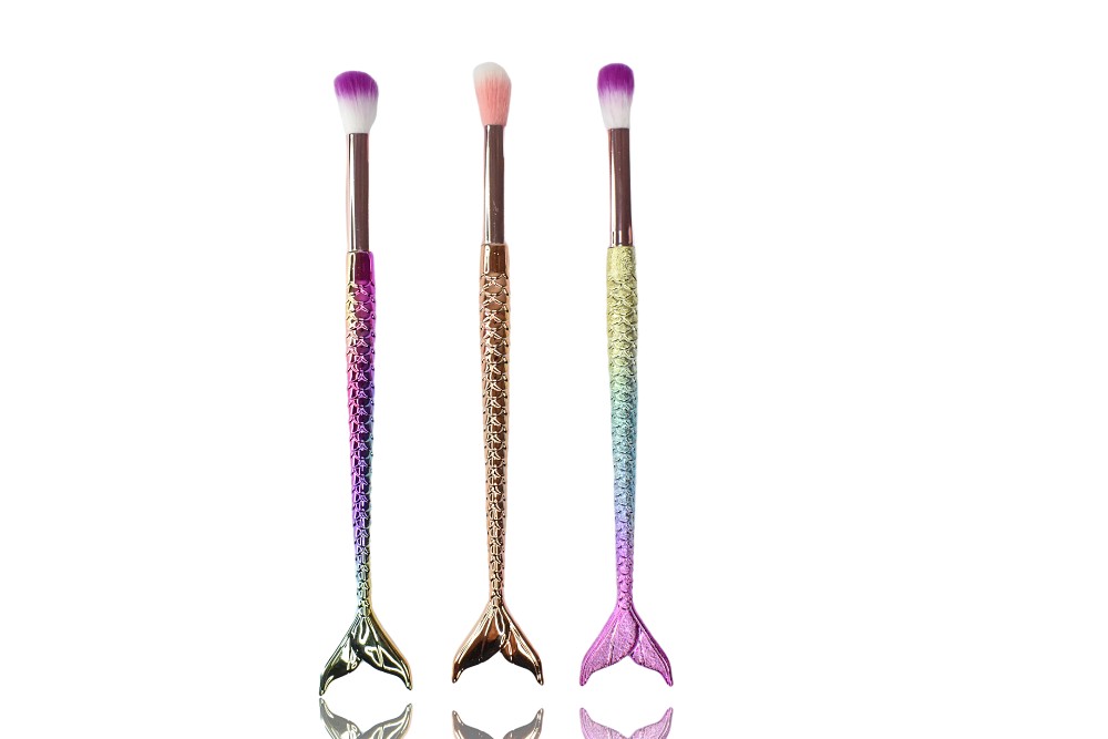 Brocha para difuminar sombra en forma de cola de sirena tornasol