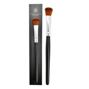 Brocha para sombra mediana marca Anastasia